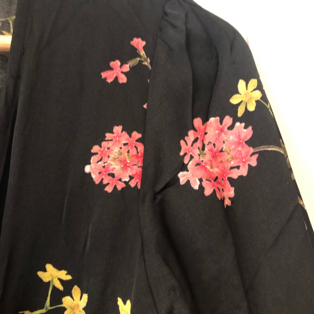 Black floral print Capulet wrap dress!